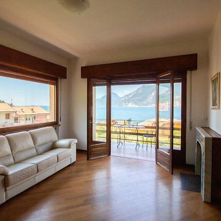 Villa Diana - Terrazza Sul Lago Асенца ди Бренцоне Екстериор снимка